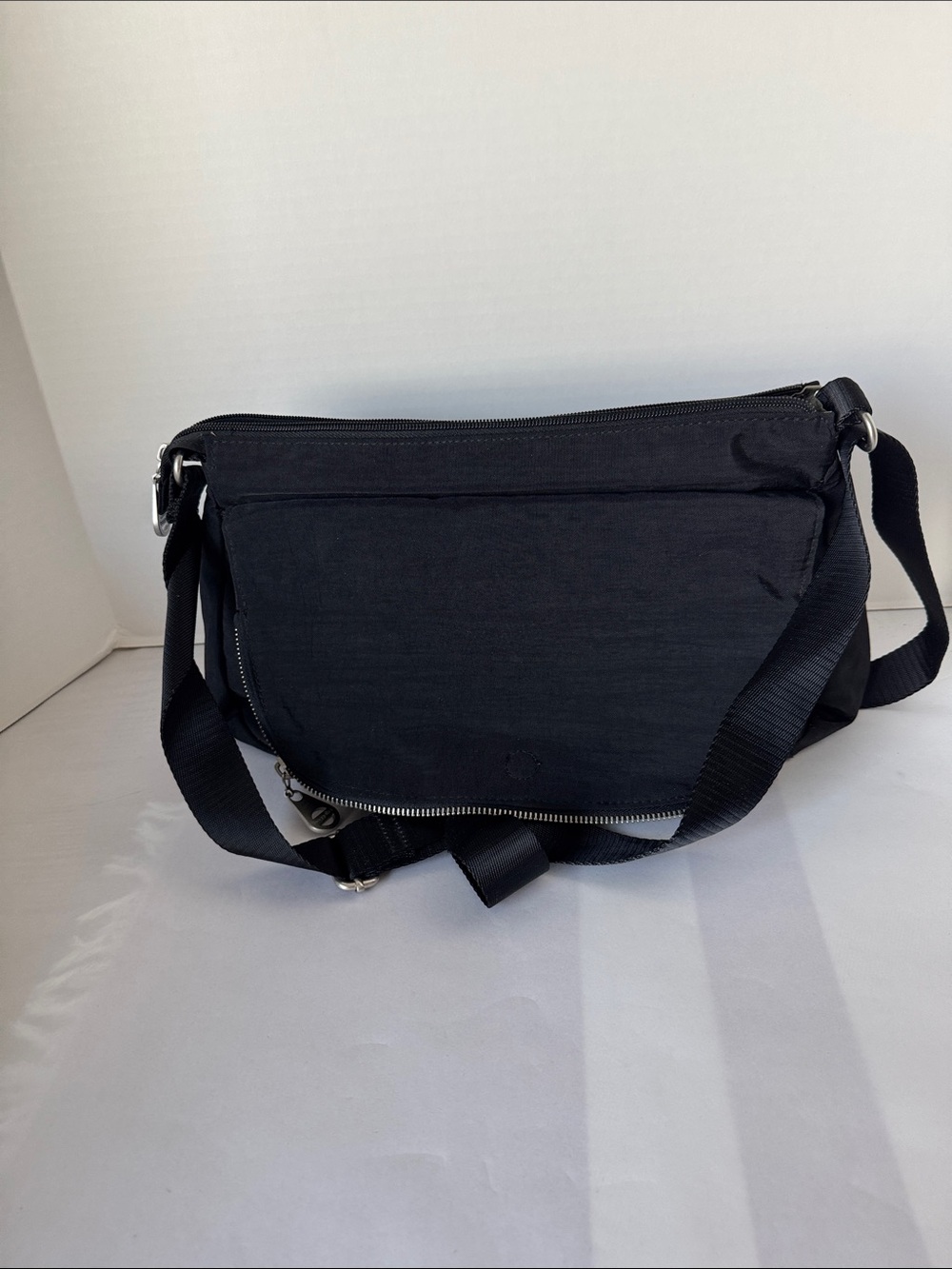 Baggallini Black Crossbody Messenger Bag